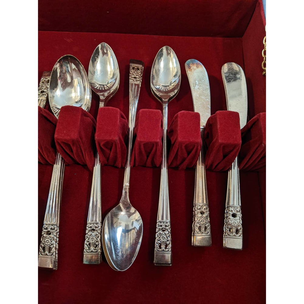 *VINTAGE QE CORONATION! SILVER PLATE FLATWARE/SILVERWARE, RARE, HTF SERVICE 8!* - Picture 9 of 9